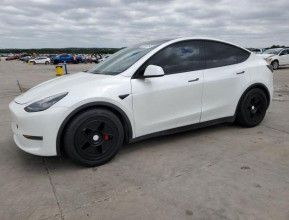Tesla Model Y 2020 - 3 