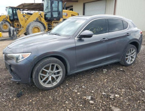 Alfa Romeo Stelvio 2018 - 2 