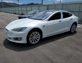 Tesla Model S 2018 - 5 