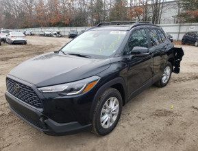 Toyota Corolla Cross LE 2022 
