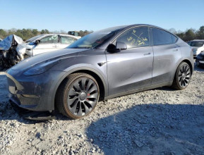 Tesla Model Y 2023 - 4 