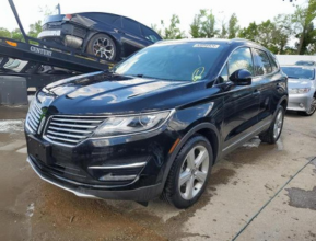 2017 LINCOLN MKC PREMIERE - 2 
