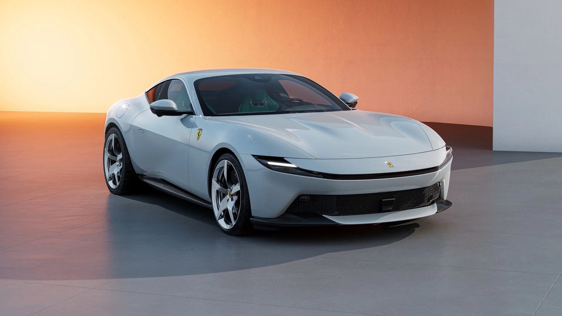 Ferrari презентувала нове купе Amalfi: стиль, міць та комфорт в одній моделі
