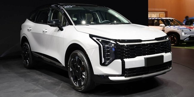 У Китаї представили новий KIA Sportage Platinum Edition: оновлений дизайн, цифрова платформа та асистенти L2+