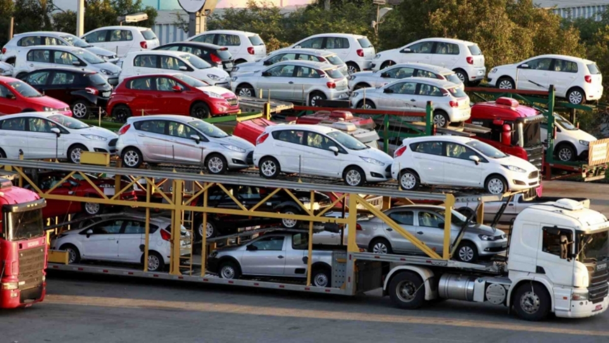 Український ринок нових авто майже повернувся до рівня 2021 року