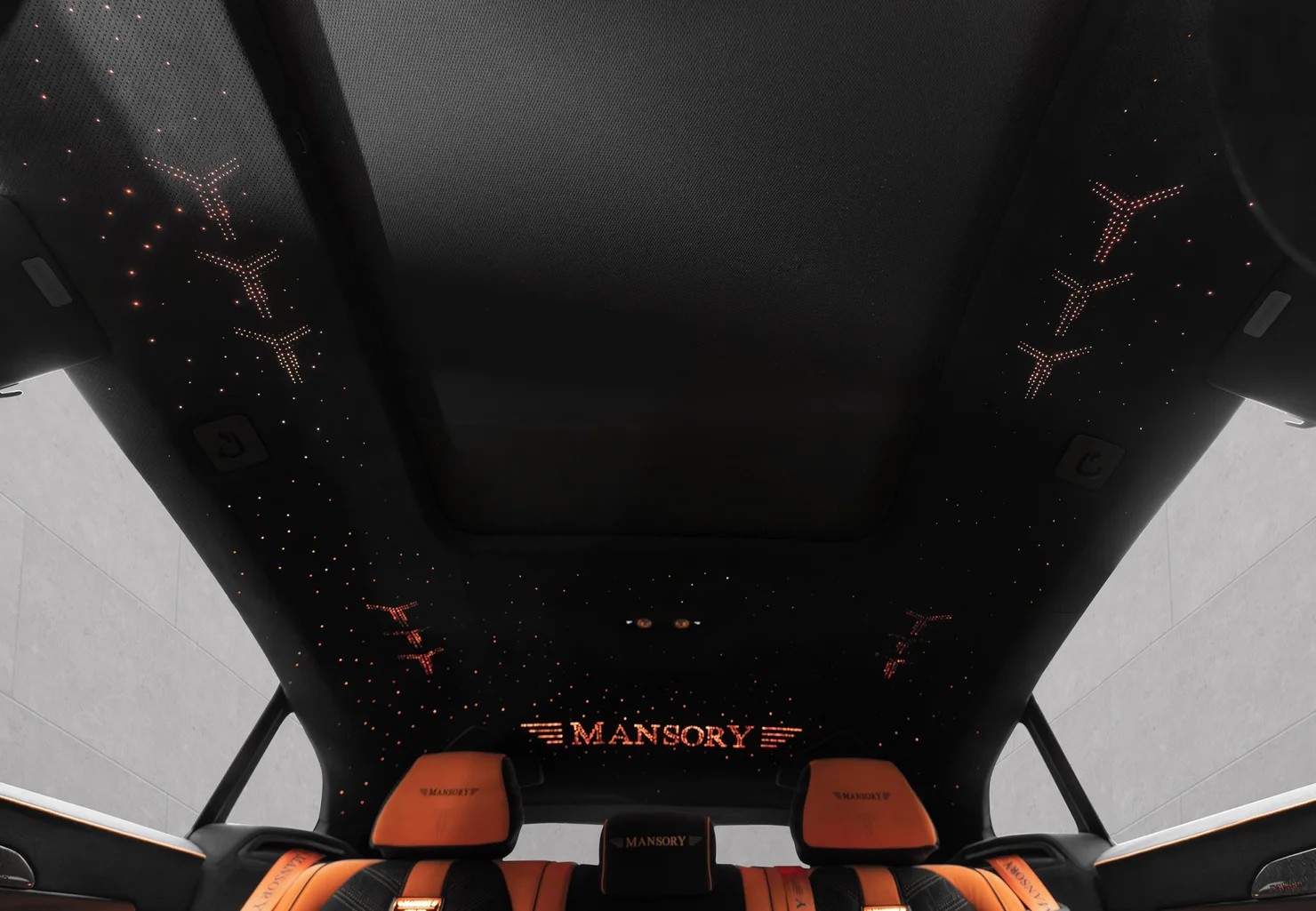 Новый Lamborghini Urus Venatus от Mansory: 1100 сил и 332 км/ч — самый быстрый кроссовер в мире