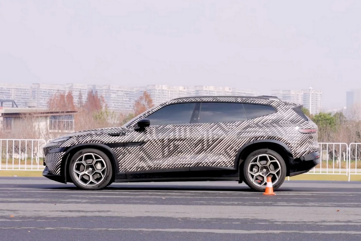 Volkswagen ID.UNYX 08: флагманський електрокросовер із запасом ходу до 730 км