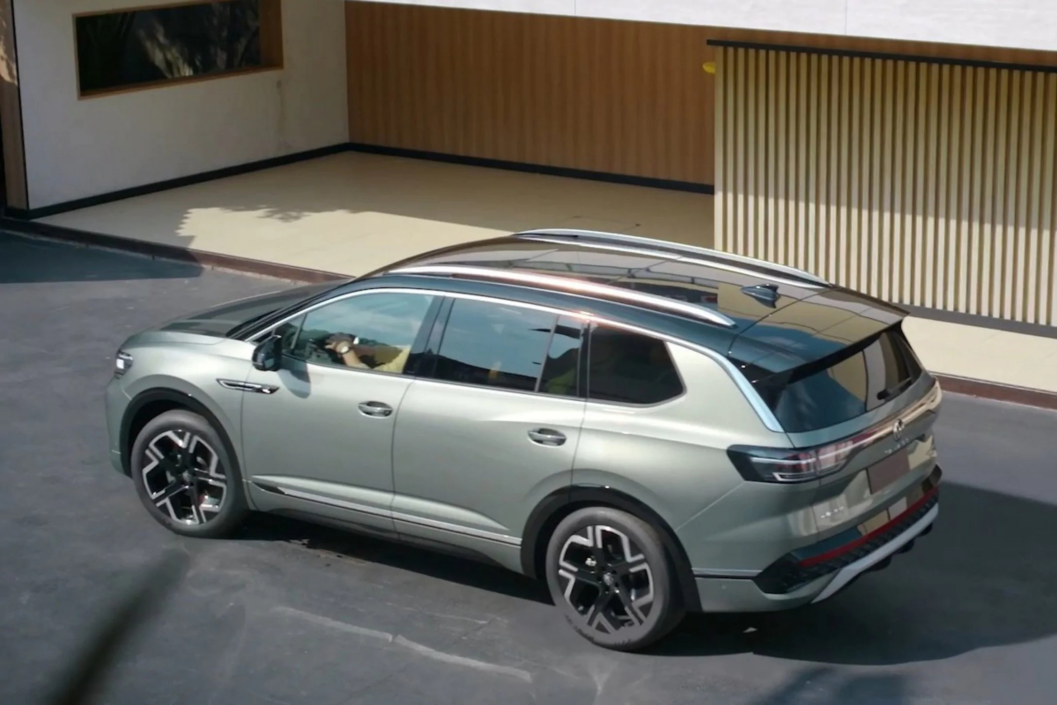 Volkswagen Talagon 2025: новий 7-місний кросовер більший за Tiguan і дешевший за ціною