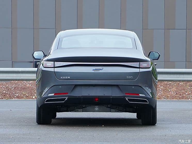 Перший електромобіль Changan зі змінною батареєю - Oshan S20, запуск вже скоро!