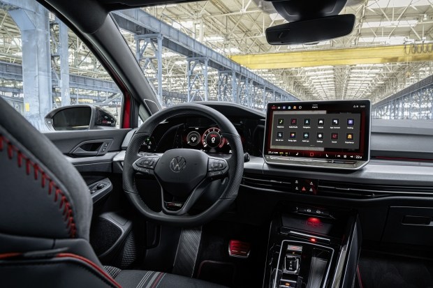 Новий Volkswagen Golf GTI Edition 50 — найпотужніший серійний GTI в історії