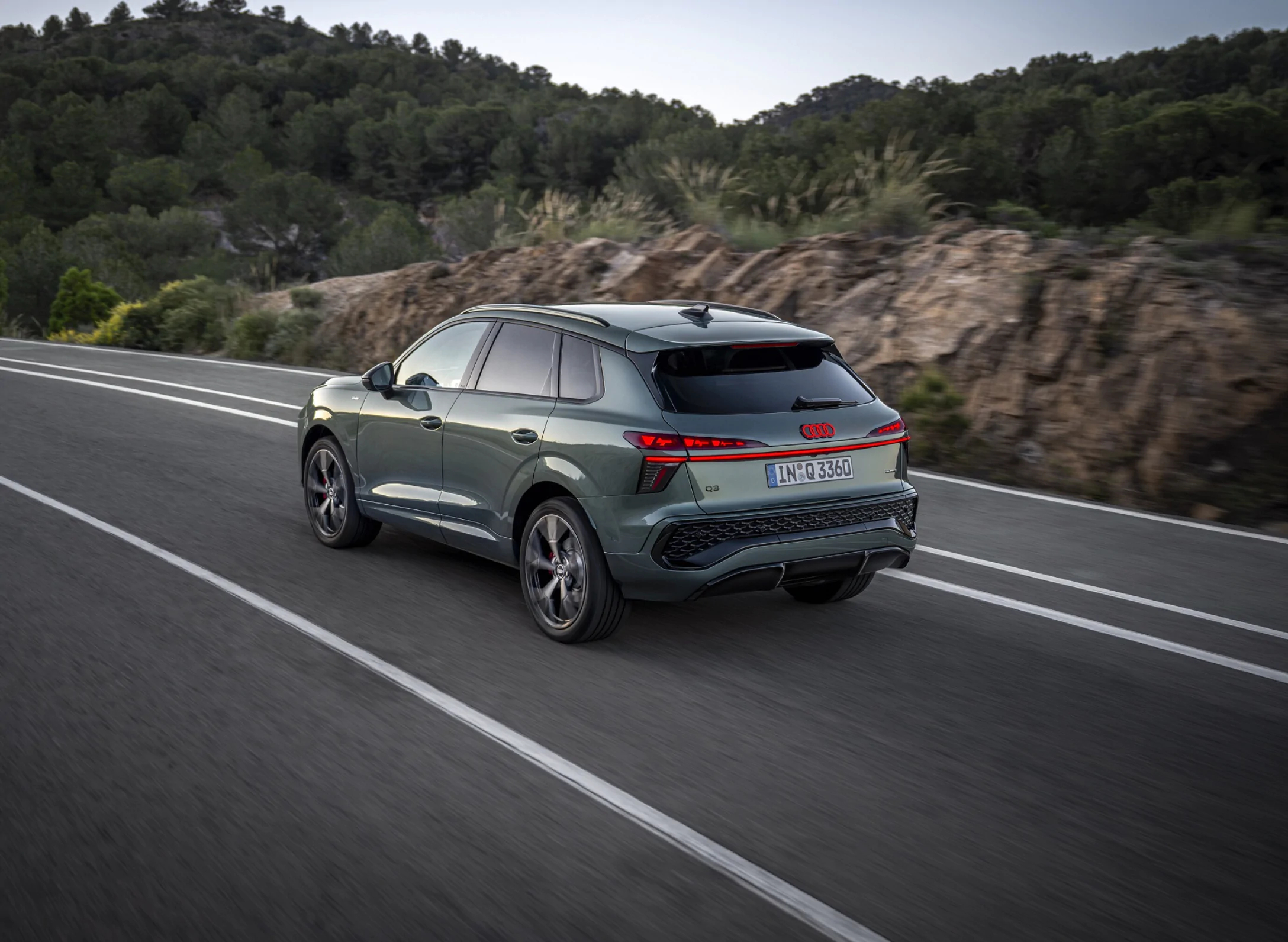 Новий Audi Q3 2026: найдоступніший кросовер бренду вже представлено (фото, характеристики)