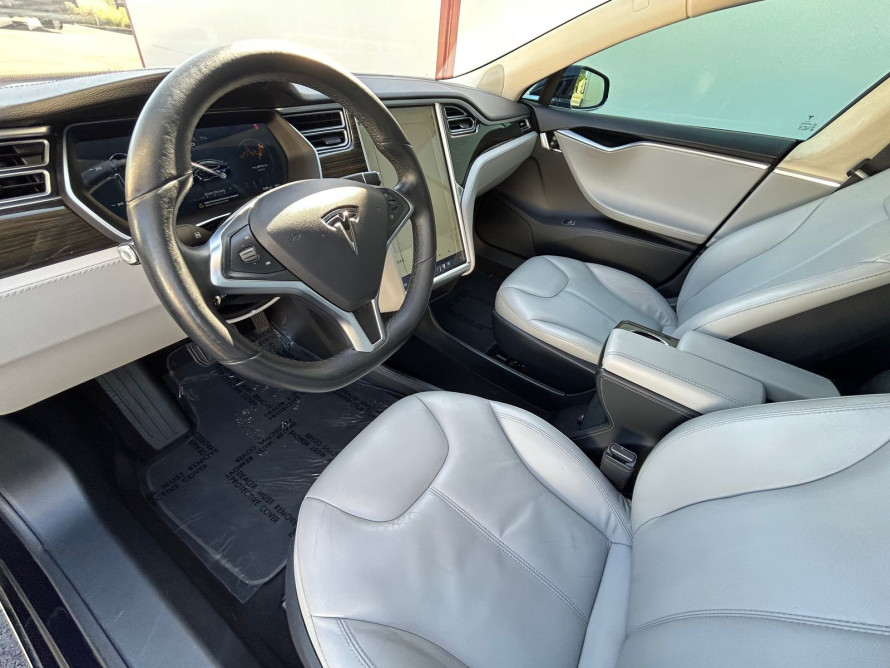 Tesla Model S 2014 Tesla Model S 2014