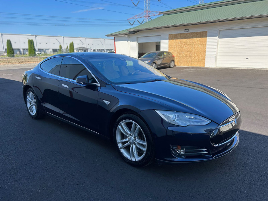 Tesla Model S 2014 Tesla Model S 2014