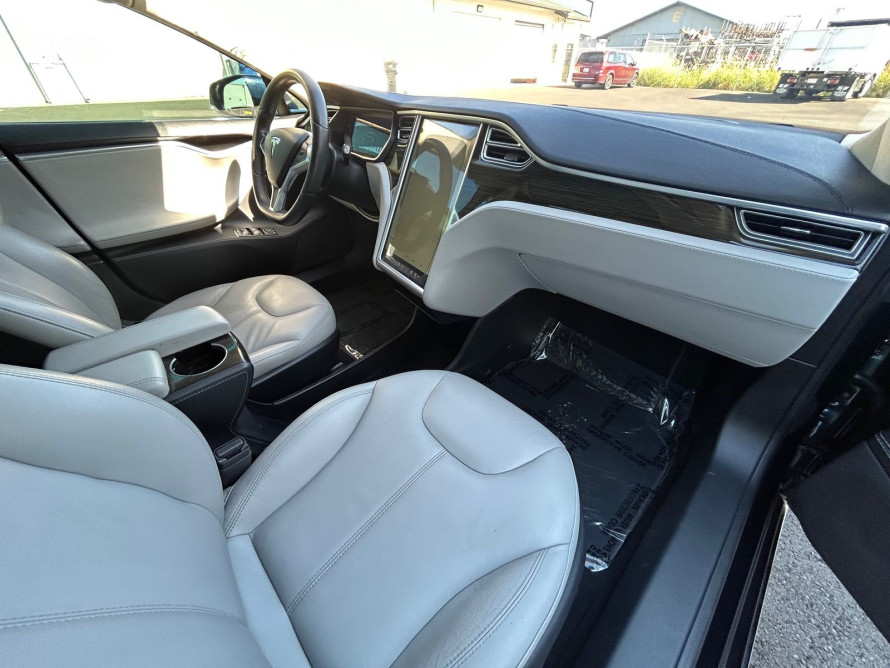 Tesla Model S 2014 Tesla Model S 2014