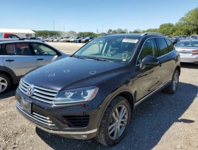 VOLKSWAGEN TOUAREG V6 TDI 2015 