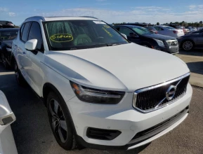 VOLVO XC40 T5 MOMENTUM 2019 