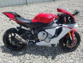 YAMAHA YZFR1 2015 