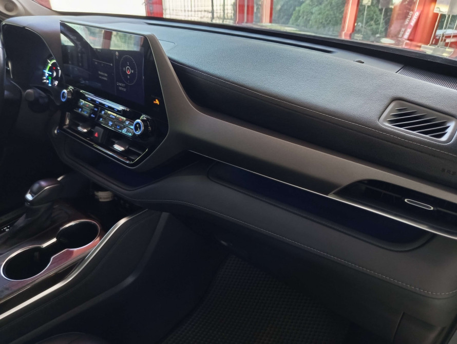 Toyota Highlander 2020 Hybrid Limited Toyota Highlander 2020 Hybrid Limited