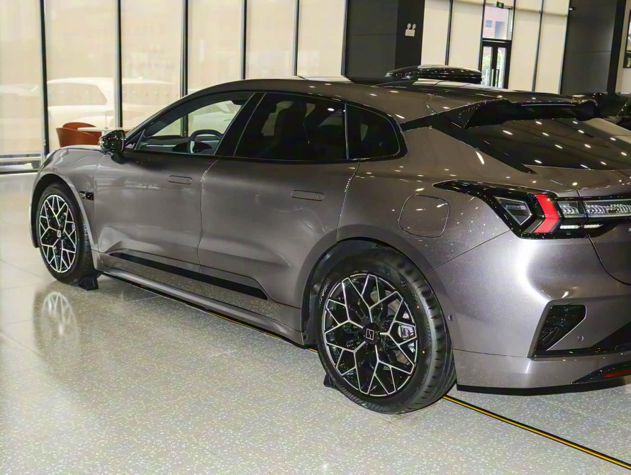 Zeekr 001 2026 Ultra 103 kWh AWD Zeekr 001 2026 Ultra 103 kWh AWD