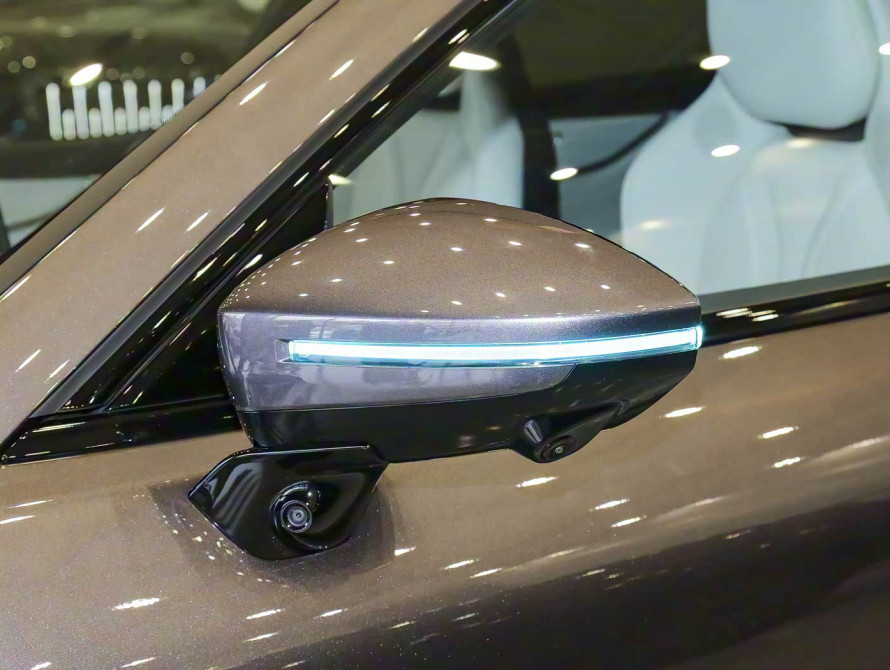 Zeekr 001 2026 Ultra 103 kWh AWD Zeekr 001 2026 Ultra 103 kWh AWD