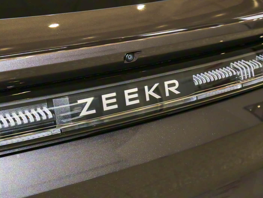 Zeekr 001 2026 Ultra 103 kWh AWD Zeekr 001 2026 Ultra 103 kWh AWD