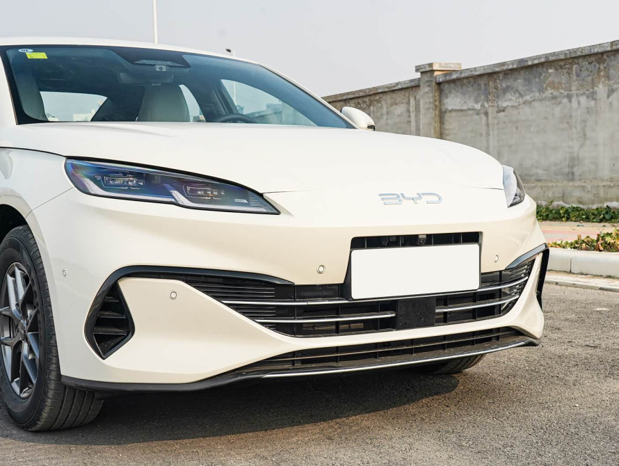 BYD Seal 06 2025 DM-i Intelligent Driving Luxury BYD Seal 06 2025 DM-i Intelligent Driving Luxury