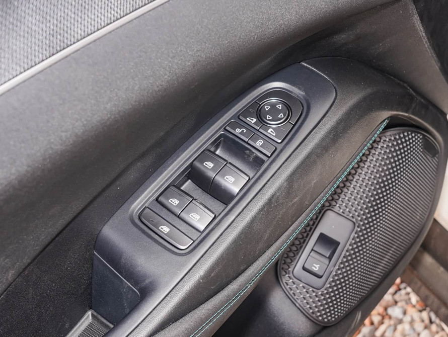 BYD Seal 06 2025 DM-i Intelligent Driving Luxury BYD Seal 06 2025 DM-i Intelligent Driving Luxury