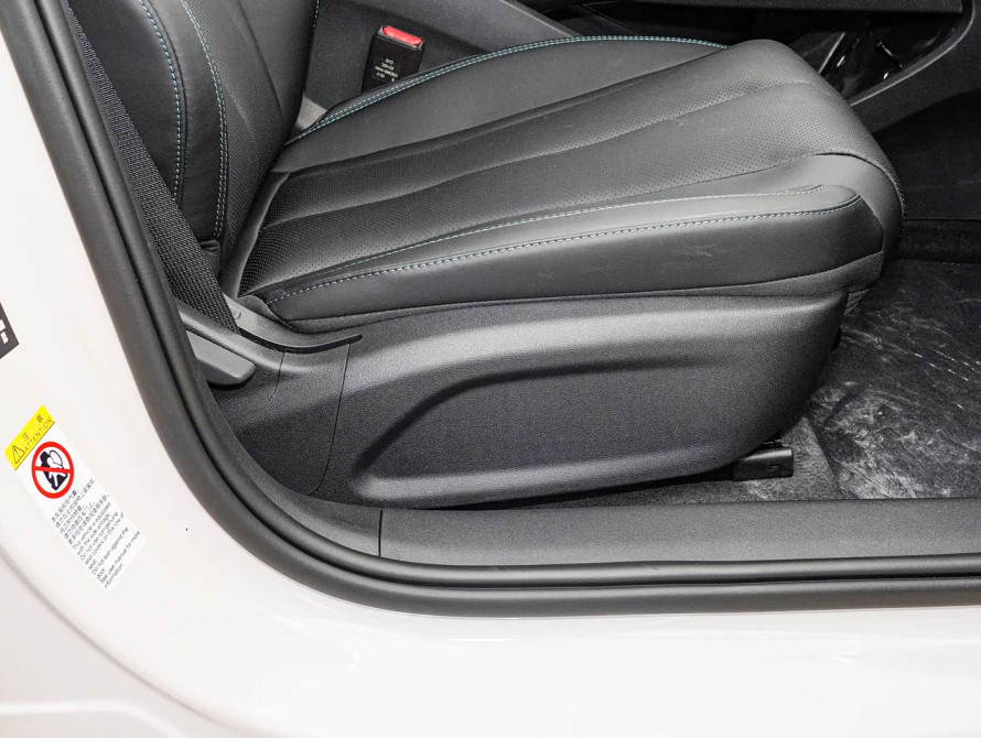 BYD Seal 06 2025 DM-i Intelligent Driving Luxury BYD Seal 06 2025 DM-i Intelligent Driving Luxury