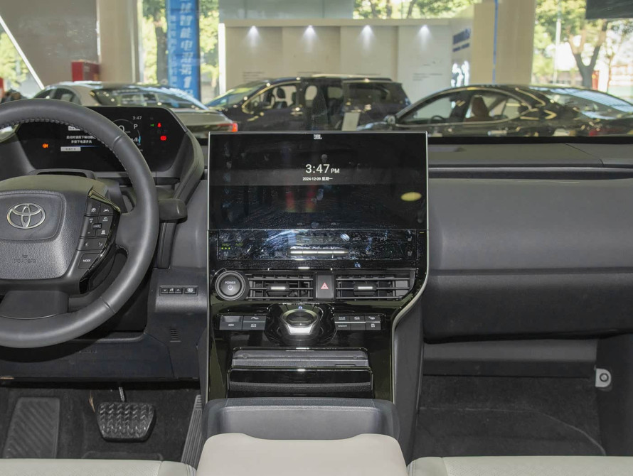 Toyota bZ4X 2025 615KM MAX Edition Toyota bZ4X 2025 615KM MAX Edition